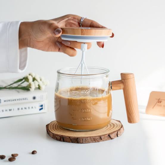 ATHENIC™ ELECTRIC SELF-STIRRING COFFEE MUG